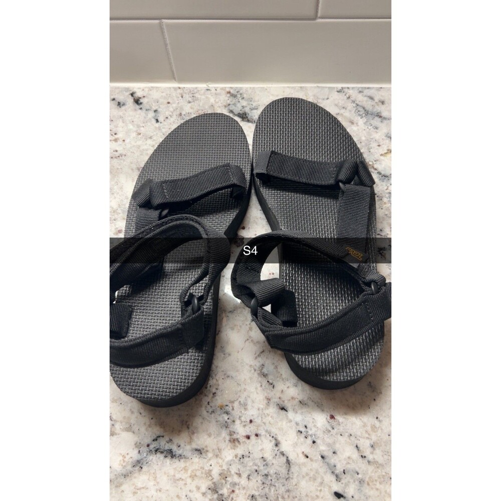 Teva Black Platform Sandals Womens Size 7 Ankle Strap Hiking Water Shoe Summer